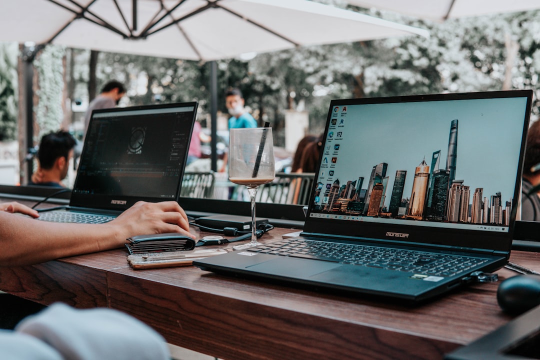 fintech laptop city
